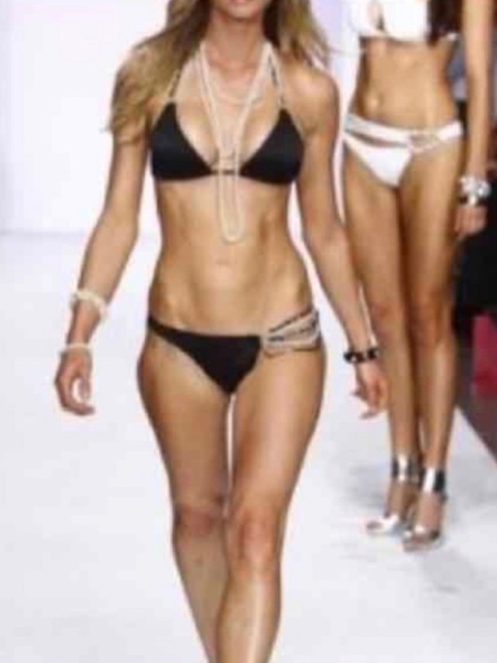 NWT beach bunny bikini XL set called Gimme more